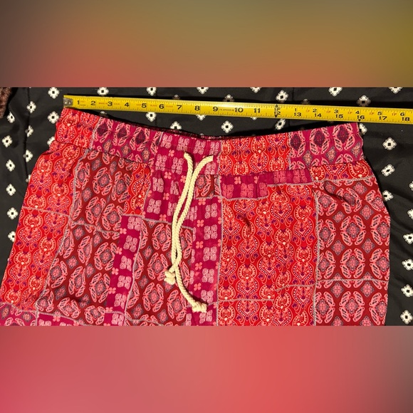 Bohemian Patchwork Wide-Leg Pants- size l/xl - Picture 3 of 7